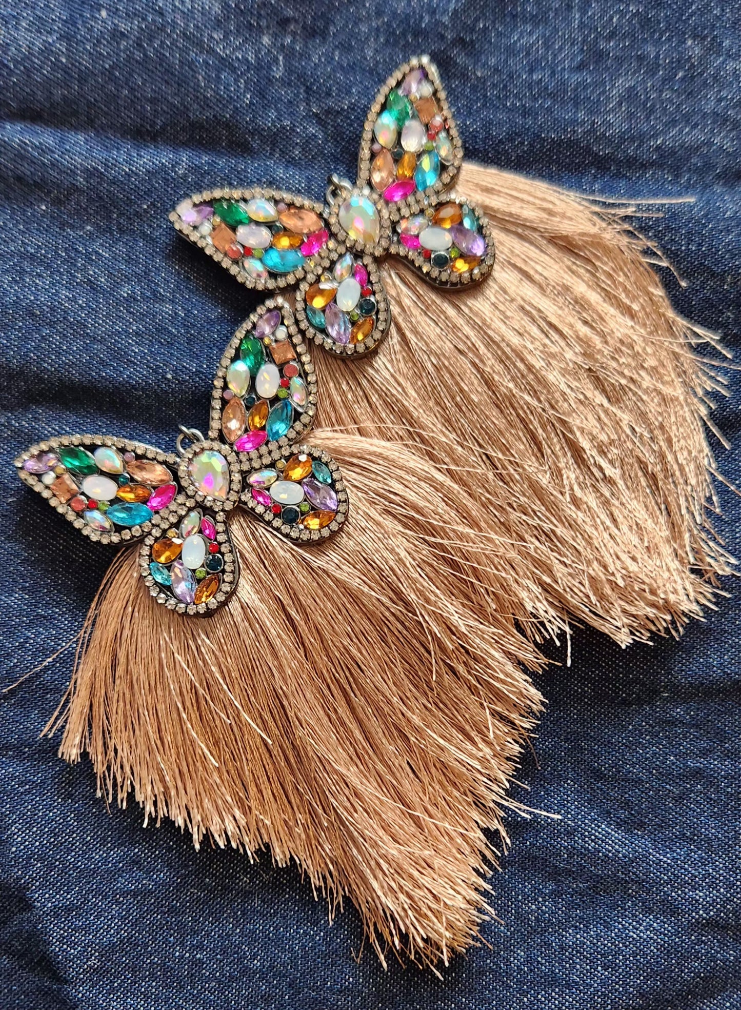 BUTTERFLY KHAKI SILK TASSEL